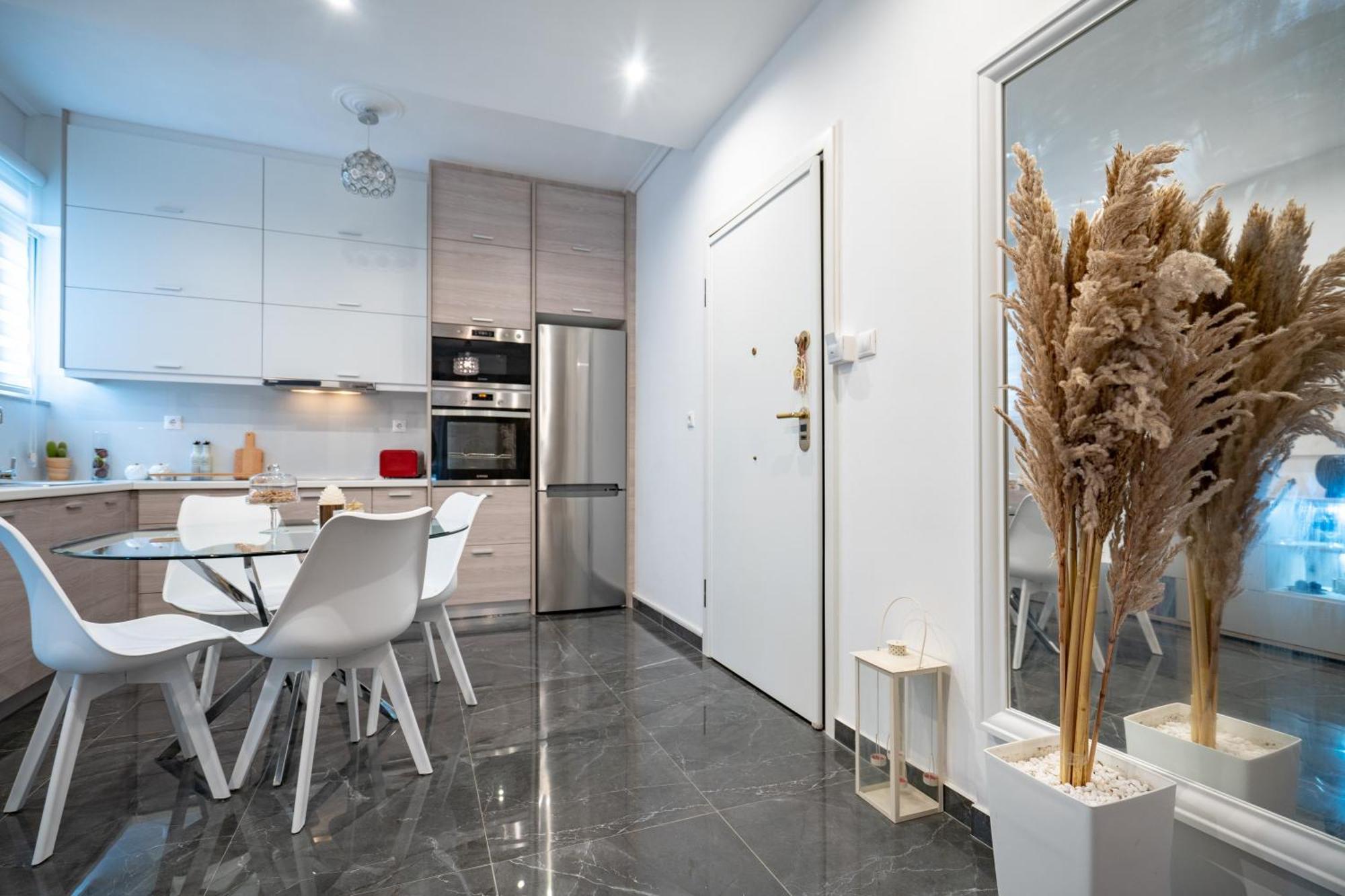 Neo Irakleio Train St. 1 Bedrm 4 Pers. Apartment Athena Bagian luar foto