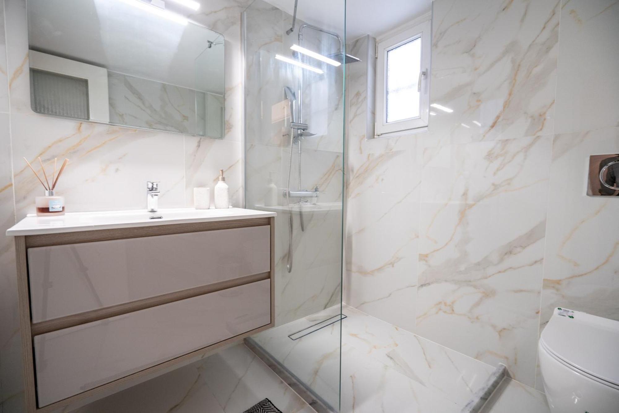 Neo Irakleio Train St. 1 Bedrm 4 Pers. Apartment Athena Bagian luar foto